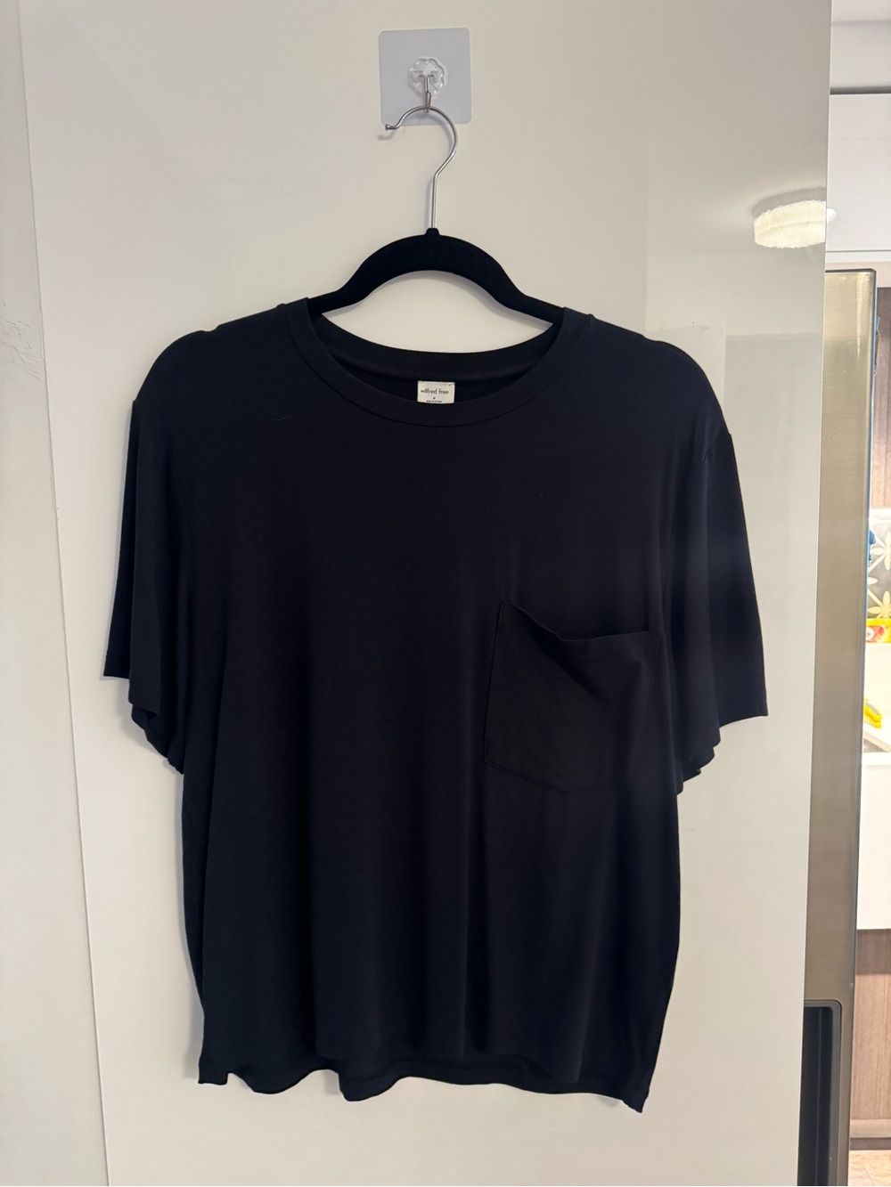 Womens Black Crew Neck Pocket T-Shirt
